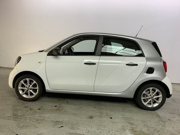 Photo 9 VIN: WME4530421Y144492 - SMART FORFOUR 