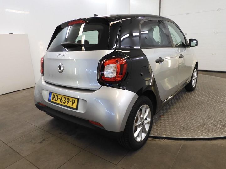 Photo 2 VIN: WME4530421Y159759 - SMART FORFOUR 