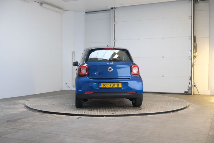 Photo 4 VIN: WME4530421Y166917 - SMART FORFOUR 