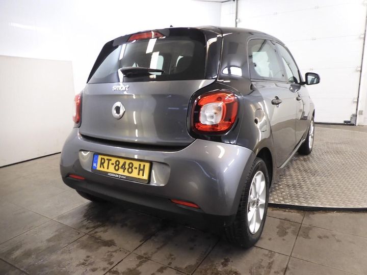 Photo 2 VIN: WME4530421Y167058 - SMART FORFOUR 