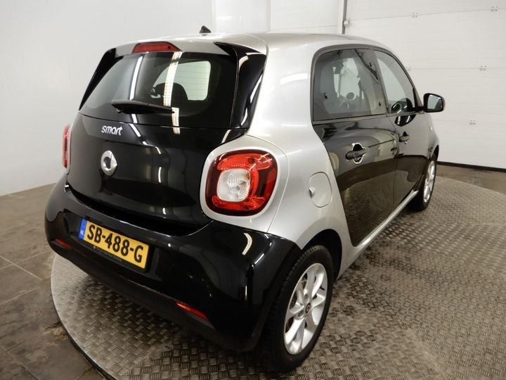 Photo 2 VIN: WME4530421Y170926 - SMART FORFOUR 