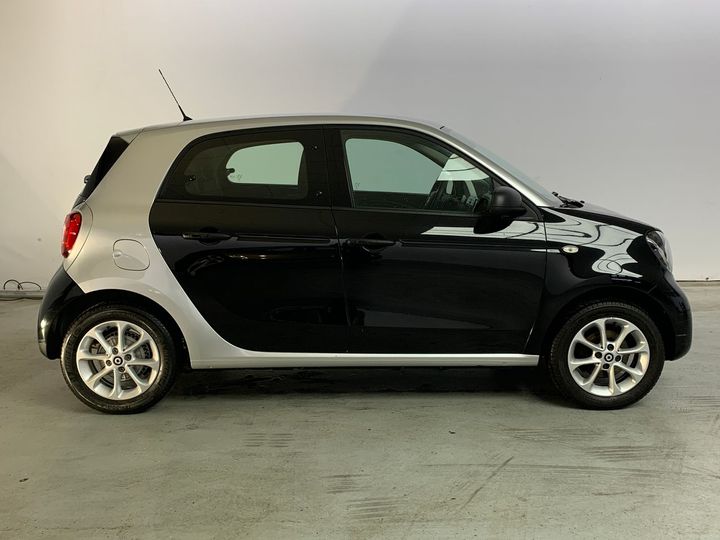 Photo 14 VIN: WME4530421Y184173 - SMART FORFOUR 