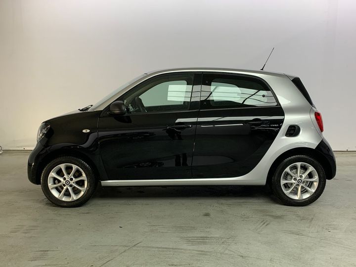 Photo 9 VIN: WME4530421Y184173 - SMART FORFOUR 