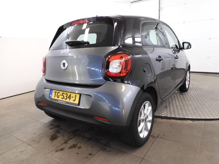 Photo 2 VIN: WME4530421Y185091 - SMART FORFOUR 