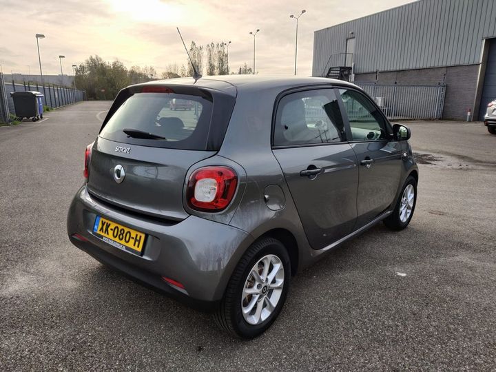 Photo 3 VIN: WME4530911Y158700 - SMART FORFOUR 