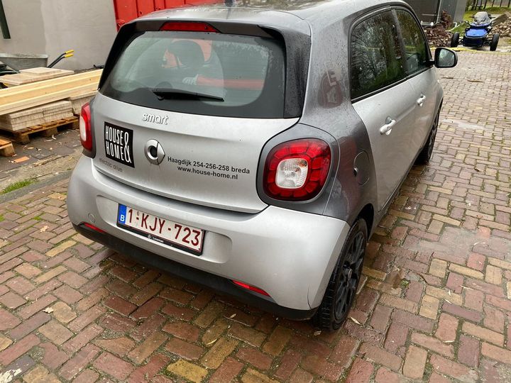 Photo 2 VIN: WME4530911Y165856 - SMART FORFOUR 