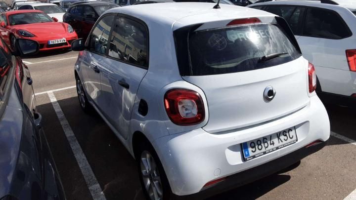 Photo 9 VIN: WME4530911Y203222 - SMART FORFOUR 