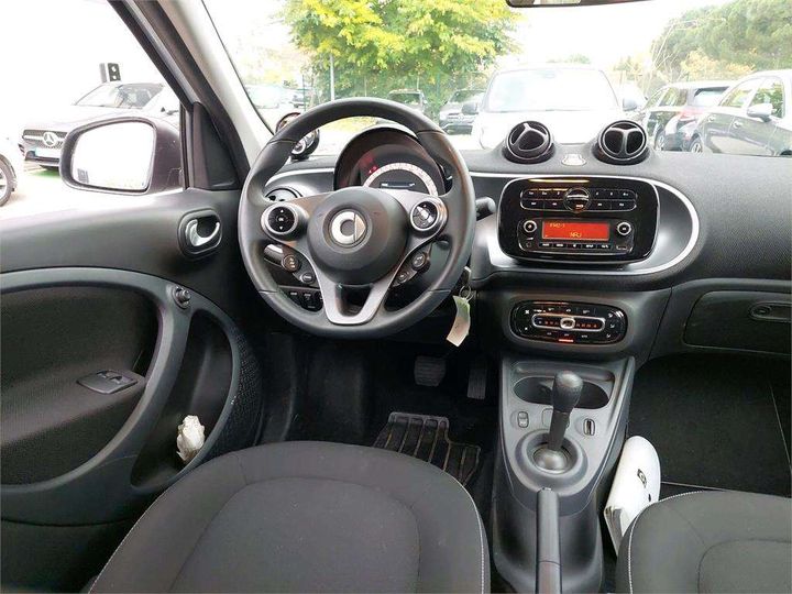 Photo 4 VIN: WME4530911Y242329 - SMART FORFOUR 