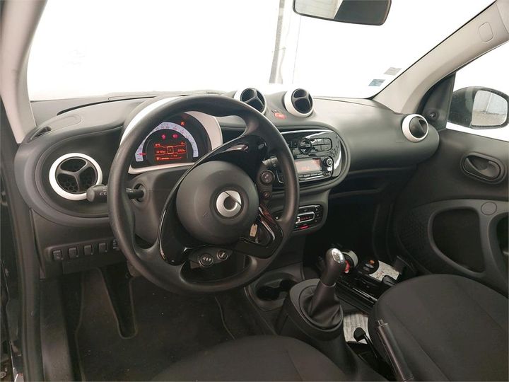 Photo 2 VIN: WME4533421K113338 - SMART FORTWO COUP 