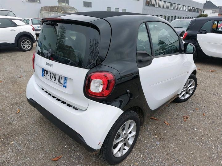 Photo 4 VIN: WME4533421K218436 - SMART FORTWO 