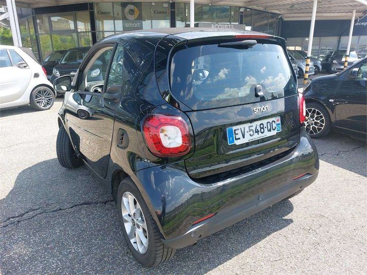 Photo 2 VIN: WME4533421K262382 - SMART FORTWO COUPE 