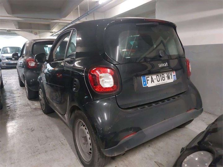 Photo 2 VIN: WME4533421K323653 - SMART FORTWO COUPE 