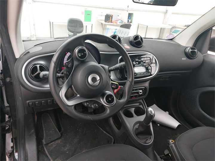 Photo 3 VIN: WME4533421K362946 - SMART FORTWO COUPE 