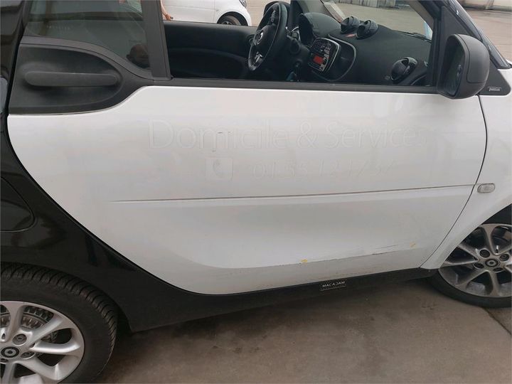 Photo 6 VIN: WME4533421K363713 - SMART FORTWO COUPE 