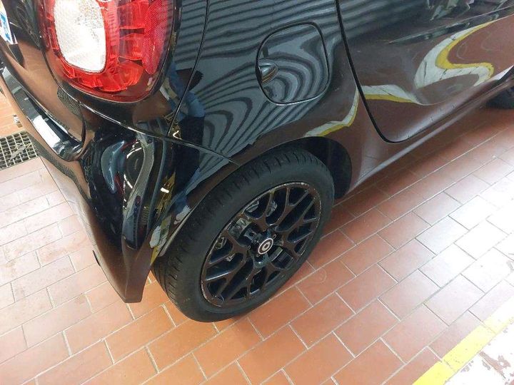 Photo 33 VIN: WME4533441K183362 - SMART FORTWO COUPE 