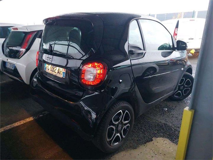 Photo 3 VIN: WME4533441K335058 - SMART FORTWO COUPE 