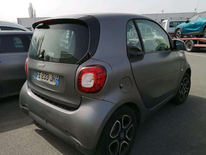 Photo 5 VIN: WME4533441K358543 - SMART FORTWO COUPE 