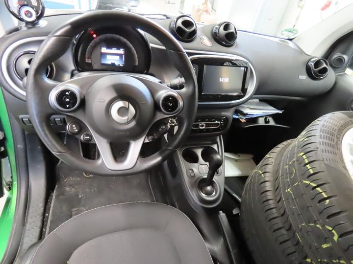 Photo 5 VIN: WME4533911K215468 - SMART SMART FORTWO 