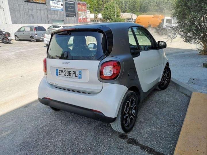 Photo 23 VIN: WME4533911K231468 - SMART FORTWO 