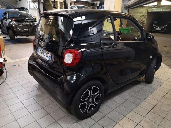 Photo 3 VIN: WME4533911K256381 - SMART FORTWO 