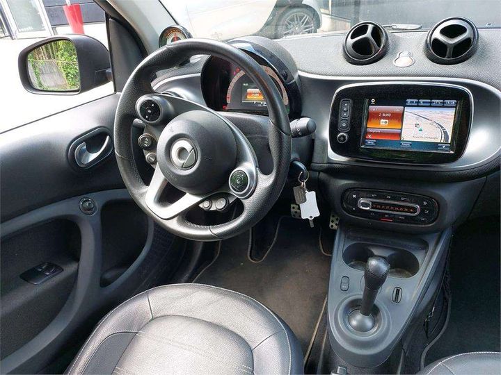 Photo 4 VIN: WME4533911K269934 - SMART FORTWO COUPE 