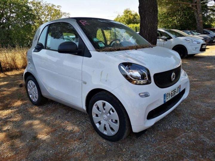 Photo 18 VIN: WME4533911K282019 - SMART FORTWO 