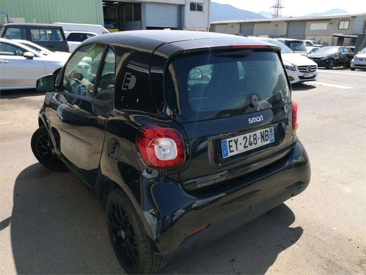 Photo 2 VIN: WME4533911K282214 - SMART FORTWO COUPE 