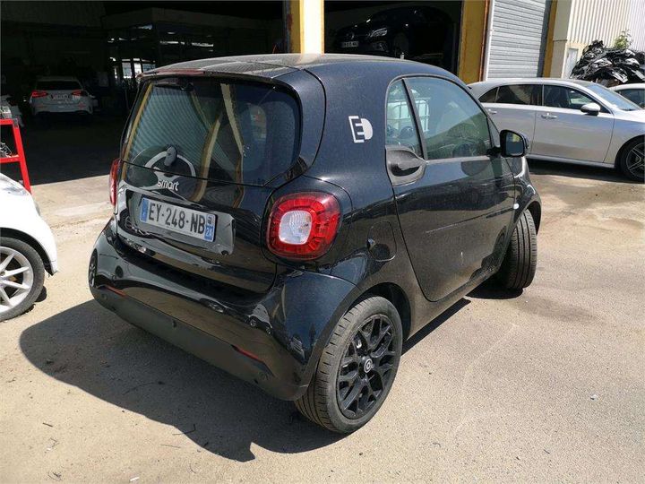 Photo 3 VIN: WME4533911K282214 - SMART FORTWO COUPE 