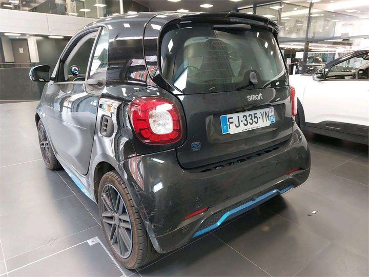 Photo 2 VIN: WME4533911K315189 - SMART FORTWO COUPE 