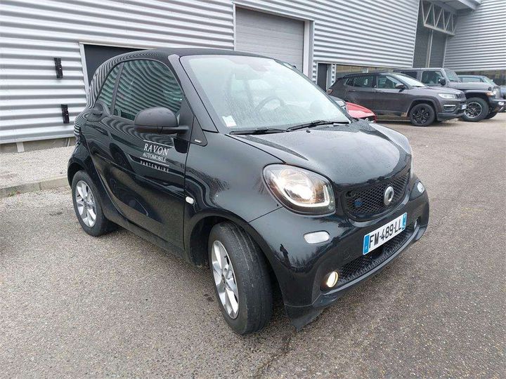 Photo 18 VIN: WME4533911K317807 - SMART FORTWO COUPE 