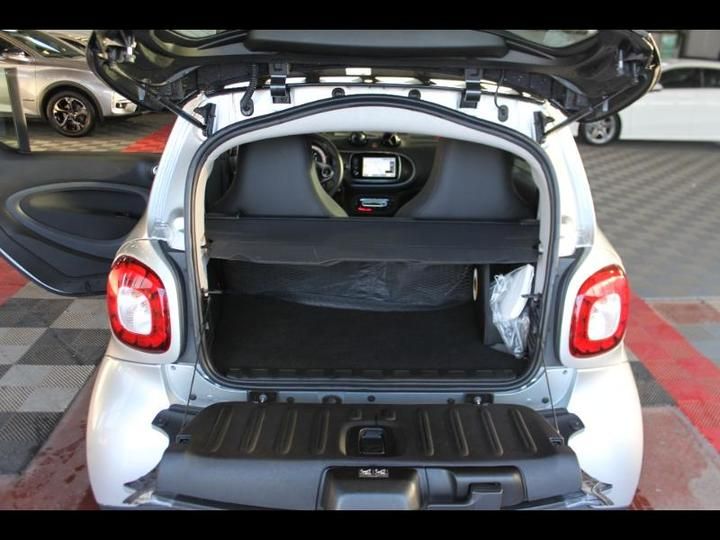 Photo 22 VIN: WME4533911K324659 - SMART FORTWO COUP 