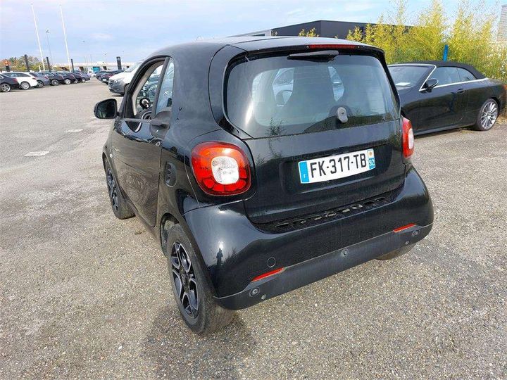 Photo 2 VIN: WME4533911K326425 - SMART FORTWO COUPE 