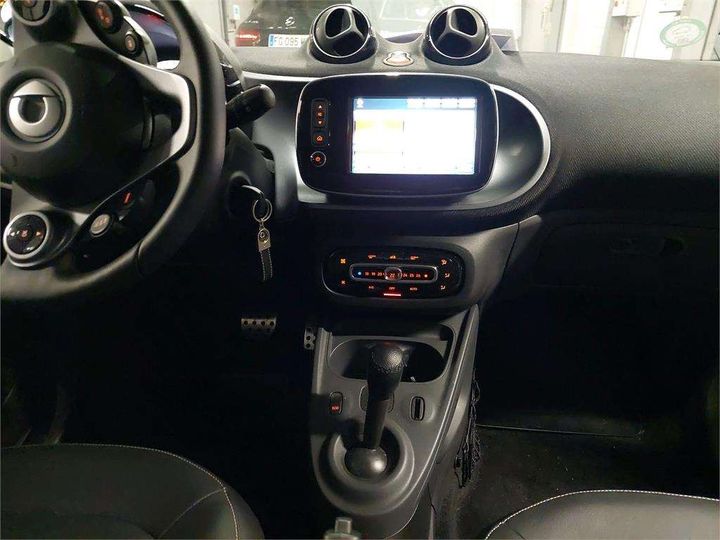 Photo 21 VIN: WME4533911K334296 - SMART FORTWO COUPE 