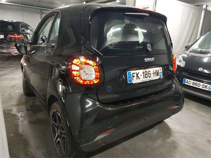 Photo 3 VIN: WME4533911K334296 - SMART FORTWO COUPE 