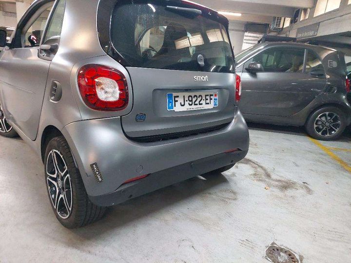 Photo 17 VIN: WME4533911K337505 - SMART FORTWO COUPE 