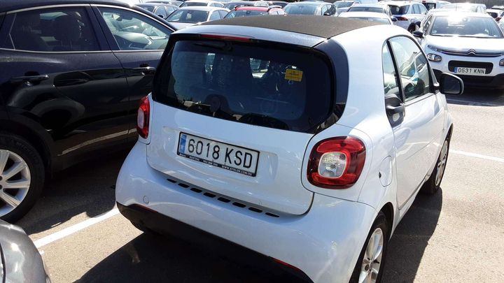 Photo 16 VIN: WME4533911K344701 - SMART FORTWO 