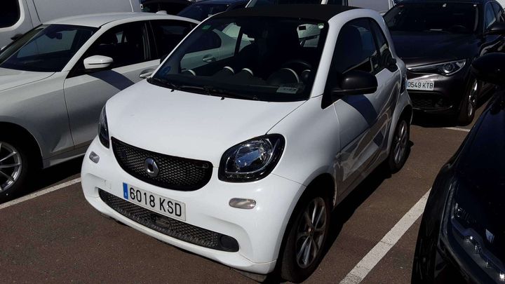 Photo 18 VIN: WME4533911K344701 - SMART FORTWO 