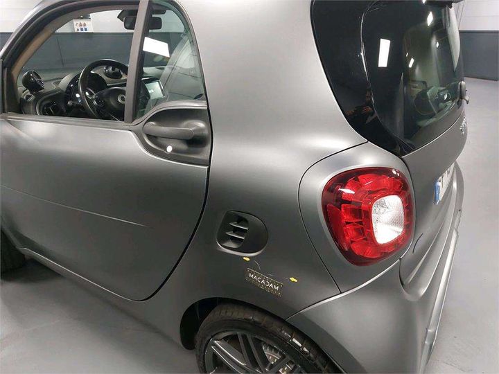 Photo 21 VIN: WME4533911K348022 - SMART FORTWO COUPE 