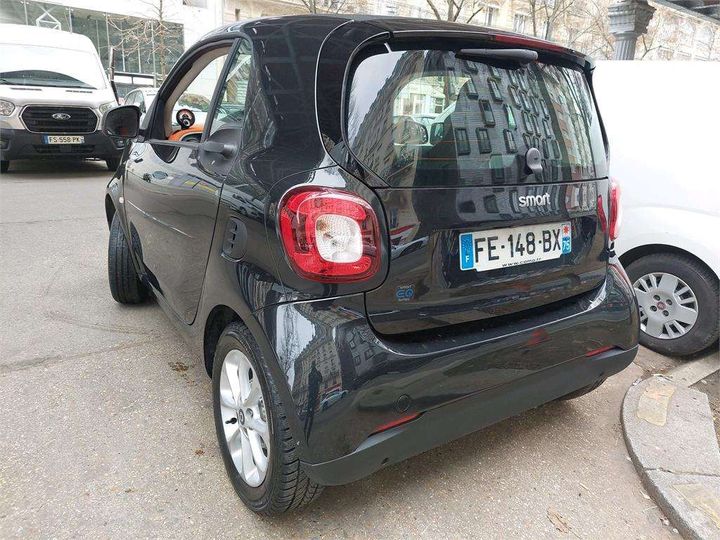 Photo 2 VIN: WME4533911K361051 - SMART FORTWO COUPE 