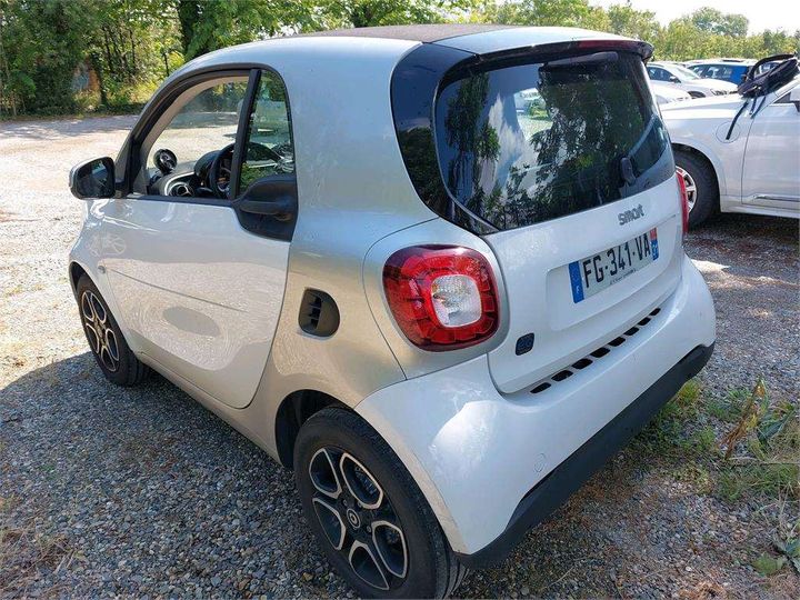 Photo 2 VIN: WME4533911K377128 - SMART FORTWO COUPE 