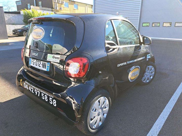 Photo 2 VIN: WME4533911K377453 - SMART FORTWO COUPE 