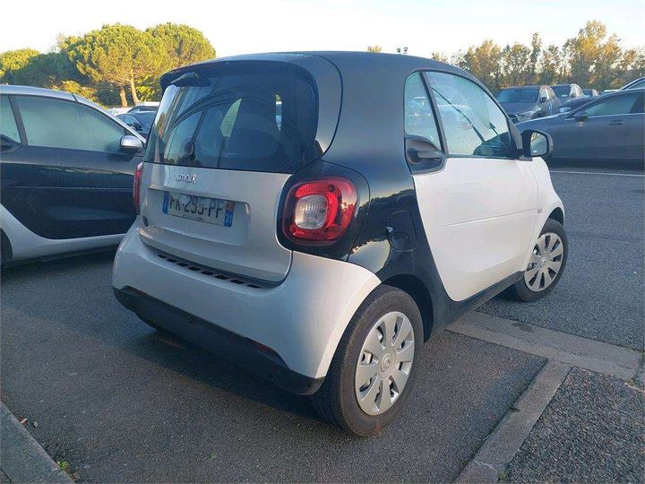 Photo 5 VIN: WME4533911K384144 - SMART FORTWO COUPE 