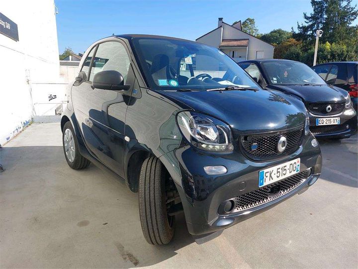 Photo 22 VIN: WME4533911K399075 - SMART FORTWO COUPE 