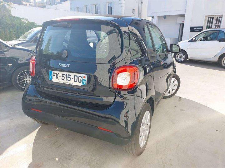 Photo 3 VIN: WME4533911K399075 - SMART FORTWO COUPE 