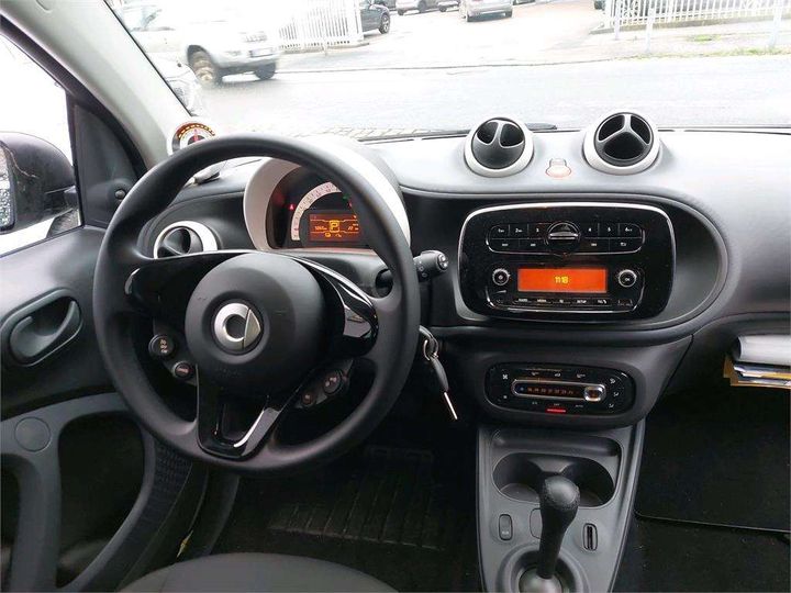 Photo 4 VIN: WME4533911K399206 - SMART FORTWO COUPE 