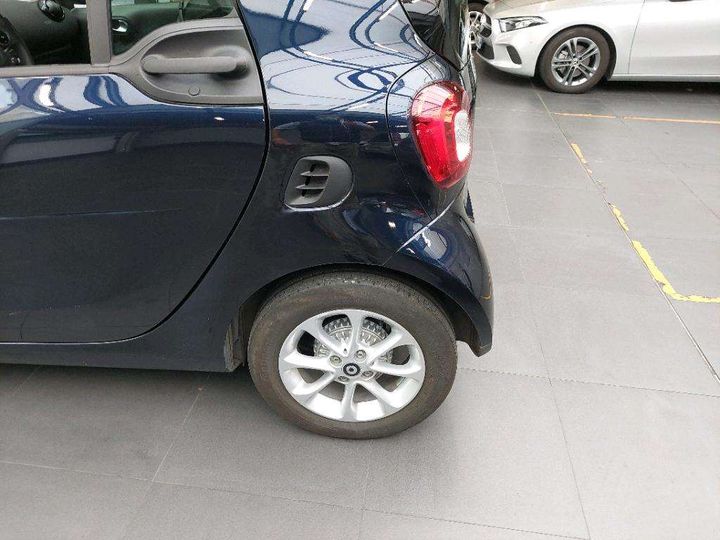 Photo 15 VIN: WME4533911K405709 - SMART FORTWO COUPE 