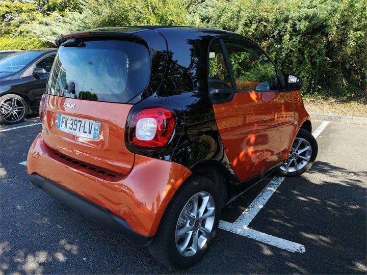 Photo 3 VIN: WME4533911K413088 - SMART FORTWO COUPE 