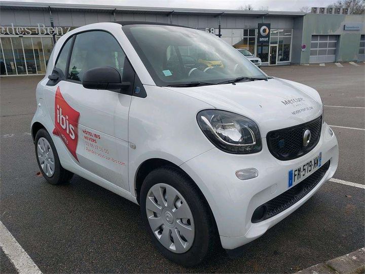 Photo 22 VIN: WME4533911K413136 - SMART FORTWO COUPE 