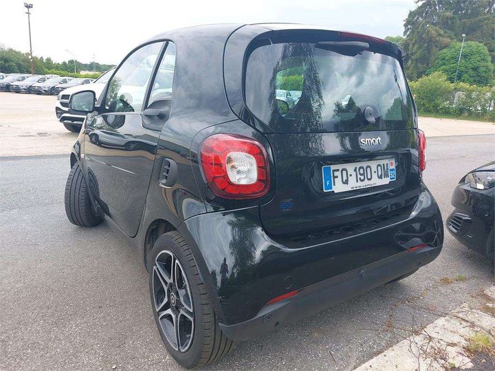 Photo 2 VIN: WME4533911K413623 - SMART FORTWO COUPE 