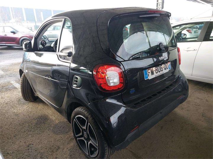 Photo 2 VIN: WME4533911K415787 - SMART FORTWO COUPE 